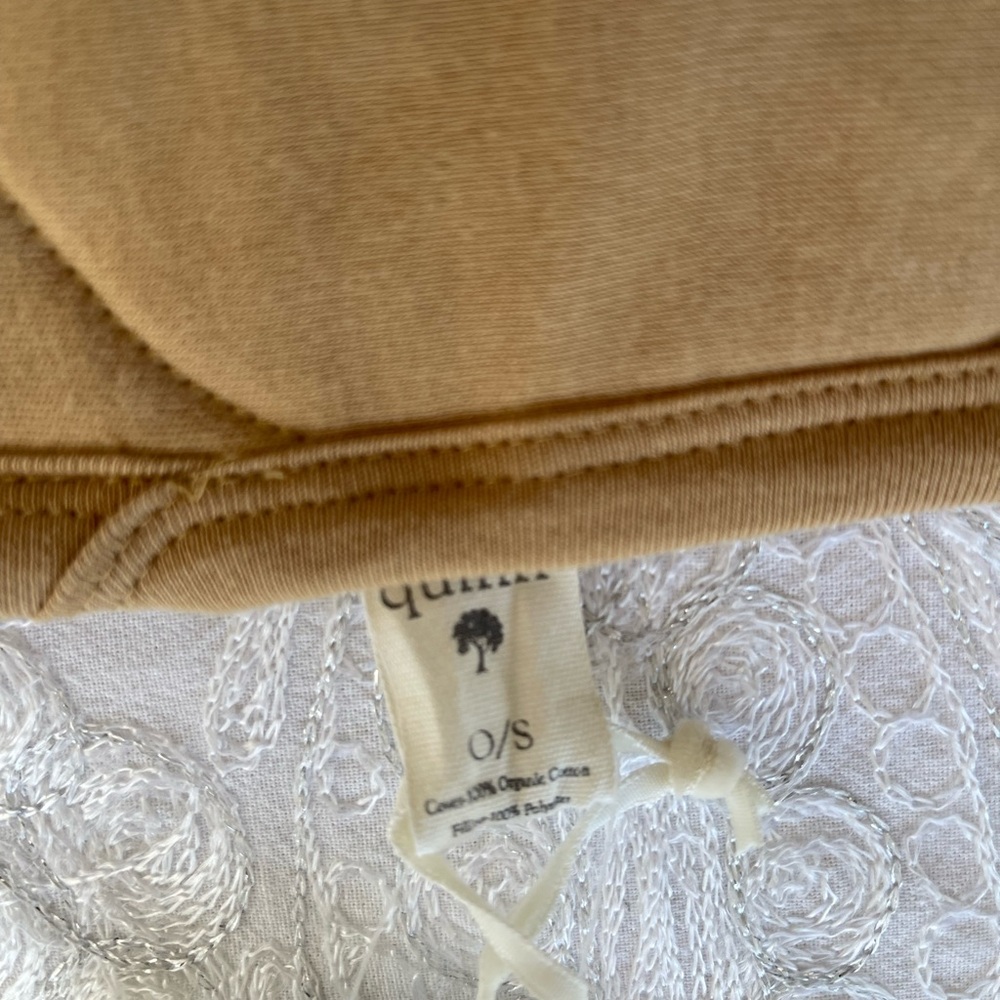 NWT Kate Quinn Mustard Gold Quilted Infant Blanket - Picture 4 of 5